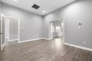 12832 Willow Centre Dr, Houston, TX 77066 - Photo 19