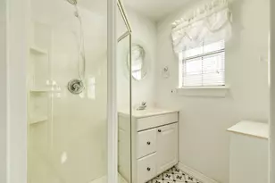 349 Pecan Estates Rd, Angleton, TX 77515 - Photo 27