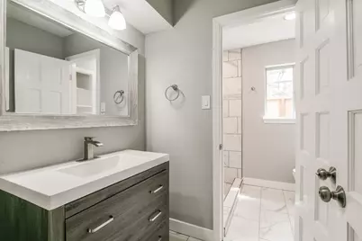 10827 Tupper Lake Drive, Houston, TX 77042 - Photo 21