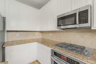 9107 Huckinston Ct, Spring, TX 77379 - Photo 33