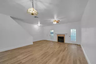 6000 Reims Rd, Houston, TX 77036 - Photo 9