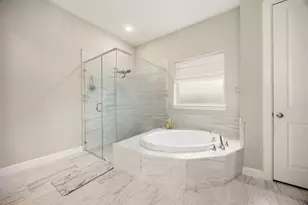 2011 Big Crk Wy, Missouri City, TX 77459 - Photo 15