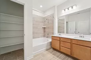 1403 Grand Olympia Dr, Fresno, TX 77545 - Photo 11