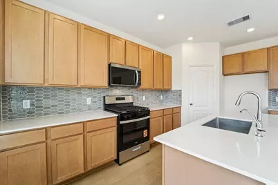 1403 Grand Olympia Drive, Fresno, TX 77545 - Photo 17