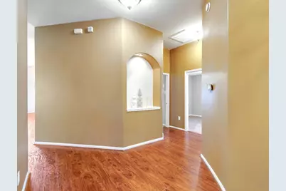 4027 Bentwood Drive, Dickinson, TX 77539 - Photo 7