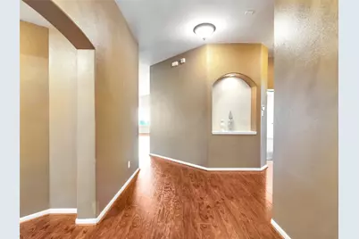 4027 Bentwood Drive, Dickinson, TX 77539 - Photo 3