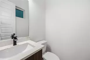 6627 Katarani Dr, Houston, TX 77091 - Photo 15