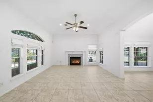 515 Pine Ridge Ct, Friendswood, TX 77546 - Photo 7