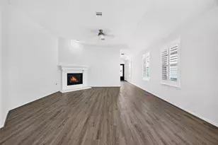 4419 Waterside Cove Ln, Houston, TX 77053 - Photo 13