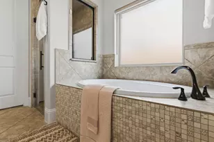 13211 Pkwy Meadows Dr, Houston, TX 77077 - Photo 25