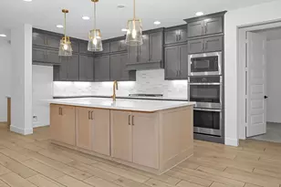143 Pinehill Trails Ct, Willis, TX 77318 - Photo 11