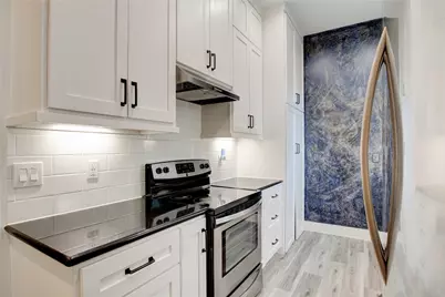 7314 Iwo Jima Road, Houston, TX 77033 - Photo 9