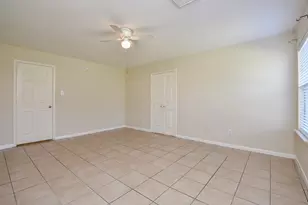 23527 Maple View Dr, Spring, TX 77373 - Photo 9