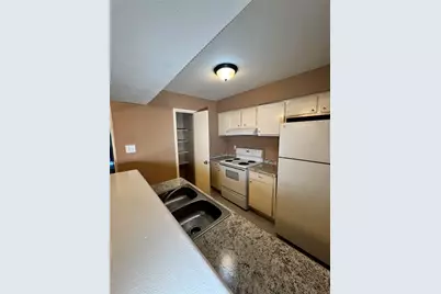 8201 Richmond #12, Houston, TX 77063 - Photo 3