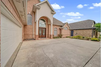 318 Bayshore Drive, Montgomery, TX 77356 - Photo 5
