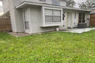 7842 Winehill Ln, Houston, TX 77040 - Photo 11