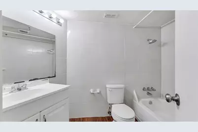 10811 Richmond Avenue #101, Houston, TX 77042 - Photo 15