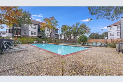 10811 Richmond Avenue #101, Houston, TX 77042 - Photo 21