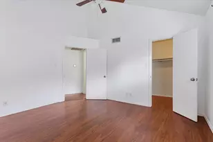 10811 Richmond Ave, Houston, TX 77042 - Photo 13