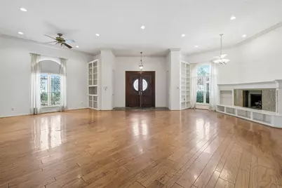 4063 Breakwood Drive, Houston, TX 77025 - Photo 3