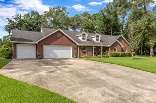 211 Hazel Dr, Kountze, TX 77663 - Photo 3