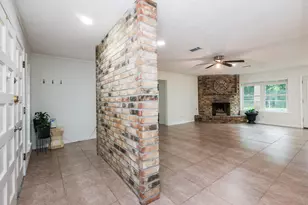 12614 C Bar Dr, Santa Fe, TX 77510 - Photo 5