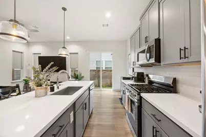 807 N Emile Street, Houston, TX 77020 - Photo 9