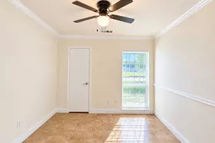 10926 Stroud Dr, Houston, TX 77072 - Photo 9