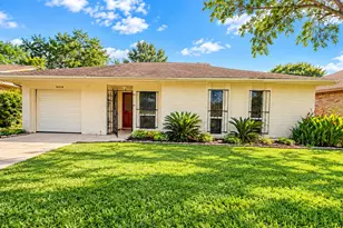10926 Stroud Dr, Houston, TX 77072 - Photo 1