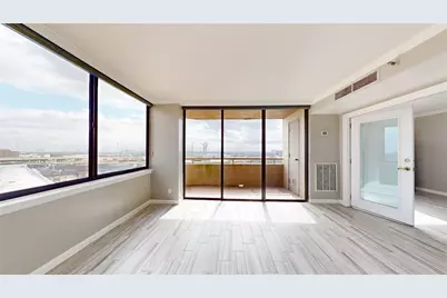 3525 Sage Road #1404, Houston, TX 77056 - Photo 5