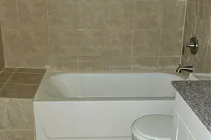 4714 Sharon St, Houston, TX 77020 - Photo 9