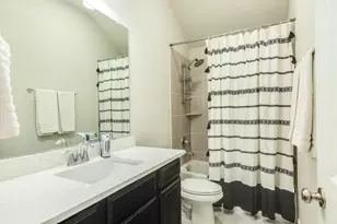 3406 Lake Ct, Iowa Colony, TX 77583 - Photo 9