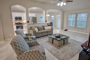 441 Countryside Dr, West Columbia, TX 77486 - Photo 9
