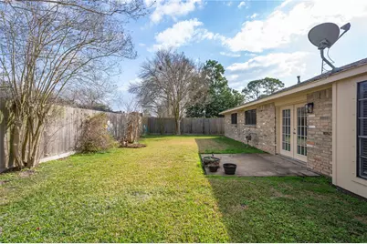 2010 Victoria Court, League City, TX 77573 - Photo 41