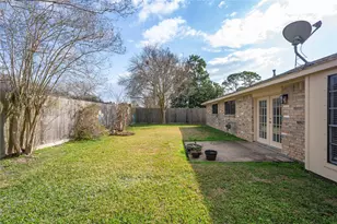 2010 Victoria Ct, League City, TX 77573 - Photo 41