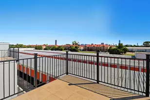 2923 El Fenice Ln, Houston, TX 77057 - Photo 39