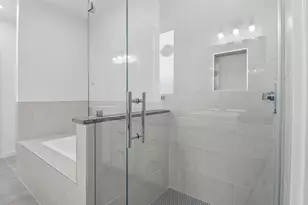 2923 El Fenice Ln, Houston, TX 77057 - Photo 23