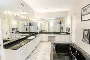 12007 Lakeway Ct, Houston, TX 77071 - Photo 19