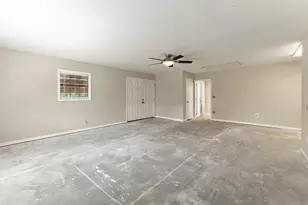 98 Oak Creek Dr, Huntsville, TX 77340 - Photo 25