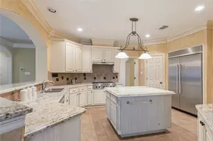 5306 Norborne Ln, Houston, TX 77069 - Photo 9