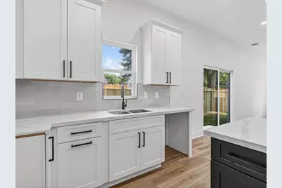 6801 Apollo St Street #A/B, Houston, TX 77091 - Photo 15