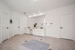 2111 Walnut Creek Dr, League City, TX 77573 - Photo 21