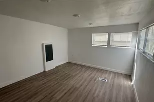 510 N Shirley St, Alvin, TX 77511 - Photo 13