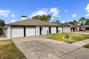 6618 Castleview Ln, Houston, TX 77489 - Photo 3