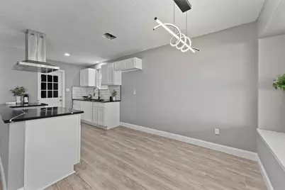 6618 Castleview Lane, Houston, TX 77489 - Photo 9