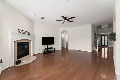 5002 Cedar Spring Drive, Missouri City, TX 77459 - Photo 5