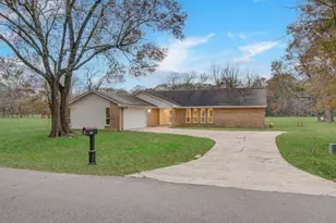 523 Brandon Rd, Conroe, TX 77302 - Photo 1