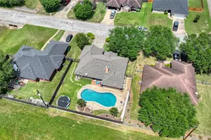 1608 Allison St, Brenham, TX 77833 - Photo 15