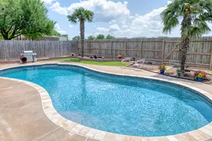 1608 Allison St, Brenham, TX 77833 - Photo 13