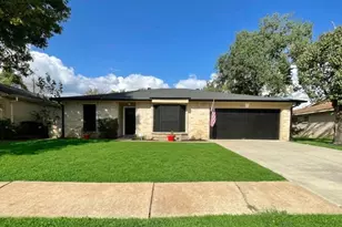 13942 Towne Way Dr, Sugar Land, TX 77498 - Photo 5